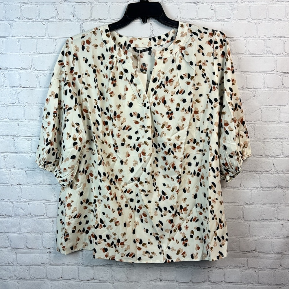 BloomChic Cream and Black Printed Balloon Sleeve V Neck Top Size Large - Picture 2 of 7